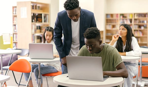 Futuro em programas de treinamento on-line baseados em PDF