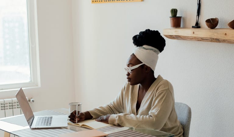 PDFs en Programas de Capacitación de Empleados Remotos