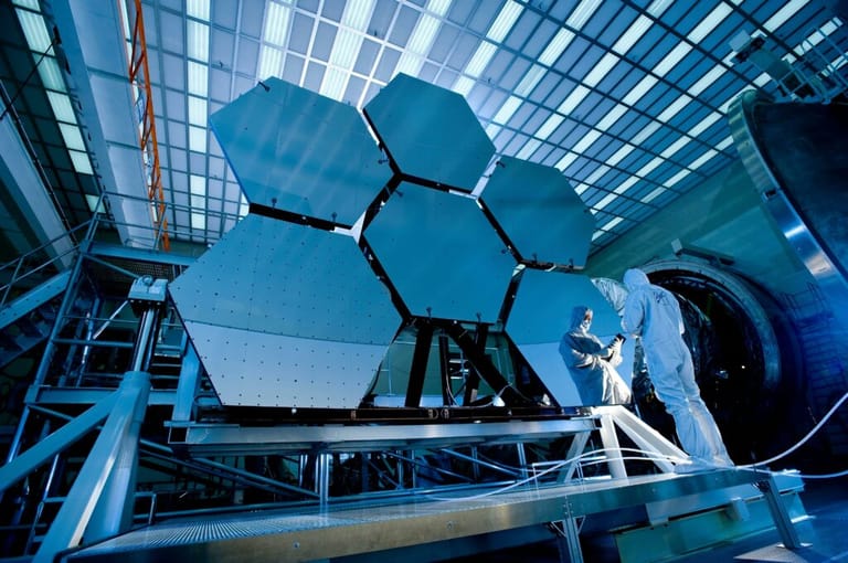 PDFs en el espacio
